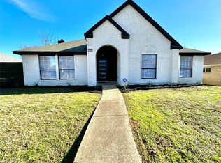 2108 Cedarwood Dr, Garland, TX 75040