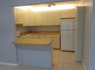 3560 Pine Needle Dr APT D-1, Greenacres, FL 33463