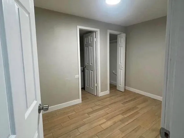 2341 W Yuma St #2 — Photo 3