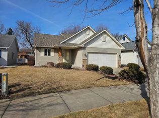 1905 W Oakes Dr, Saint Cloud, MN 56303