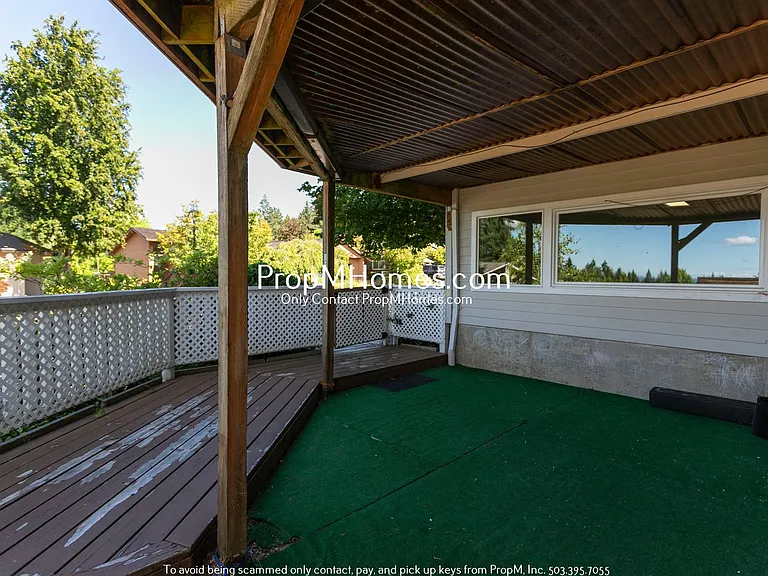 8271 SW 184th Ave — Photo 42