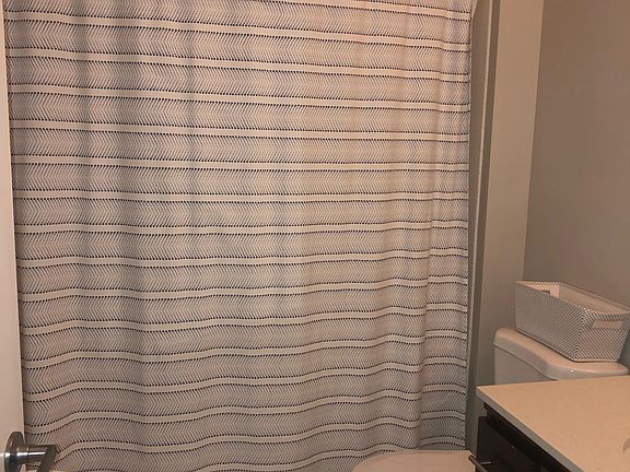 2nd image of 1000 Lake St APT J