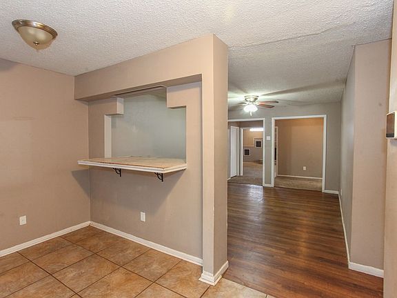 4th image of 3705 La Junta Dr