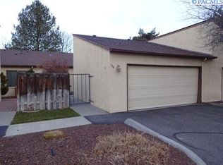 104 W Caliente Sands Ct, Richland, WA