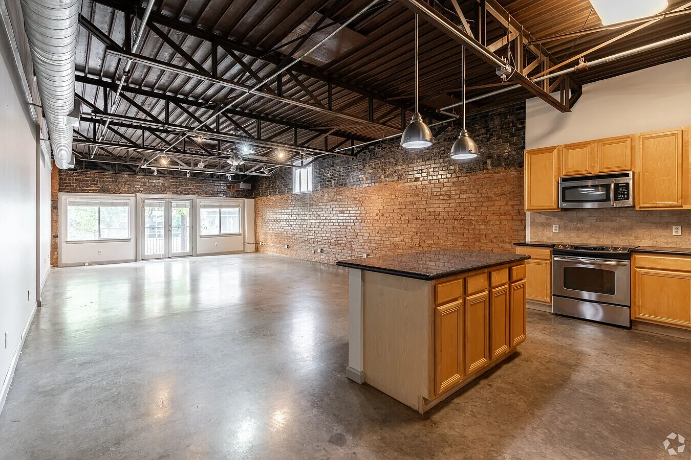 2700 Live Oak St — Photo 1