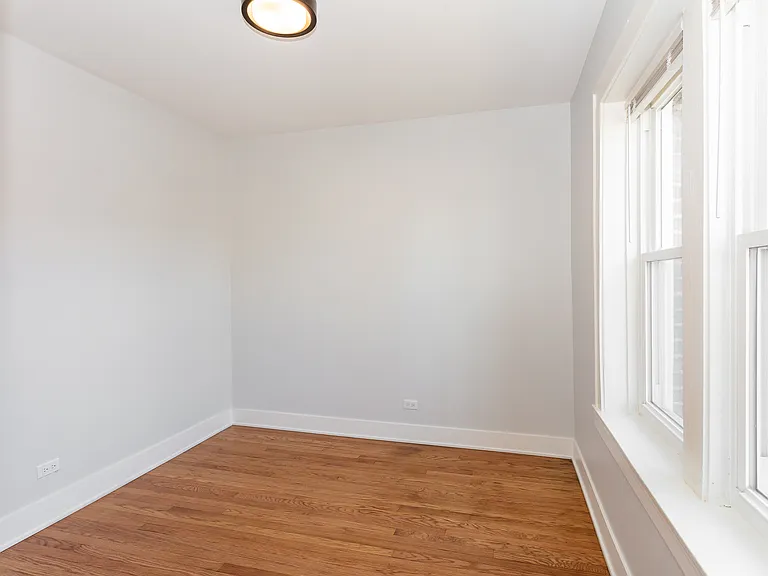 4120 N Keeler Ave #1 — Photo 15
