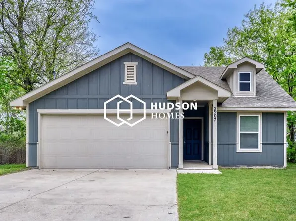 2907 Texas St, Greenville, TX 75401
