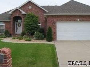 2243 Mallard Bend Ct, Belleville, IL 62221