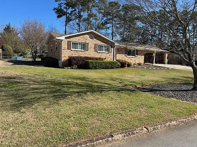 4190 Smithfield Dr — Photo 3