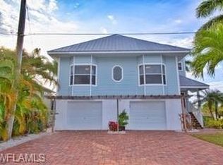 1283 Rainbow Ct, Naples, FL 34110