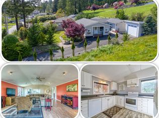 600 Meadow Ln, Brookings, OR 97415