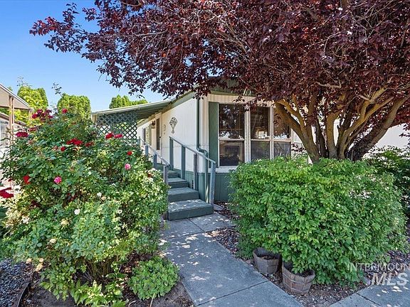 2nd image of 2712 N Argentina Ln