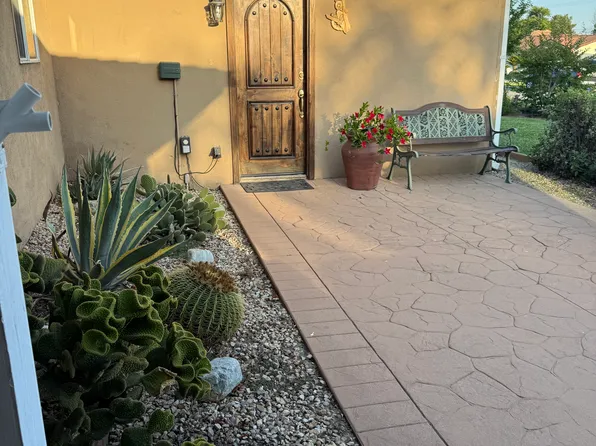 5673 Sycamore Ave, Rialto, CA 92377