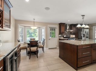 16 Bacon Rd, Framingham, MA 01701
