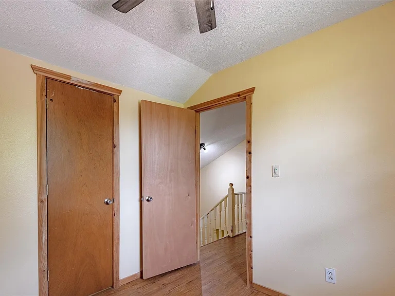 86 Oak Hill Dr — Photo 16