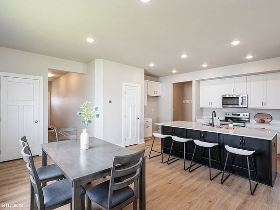 6th image of this home