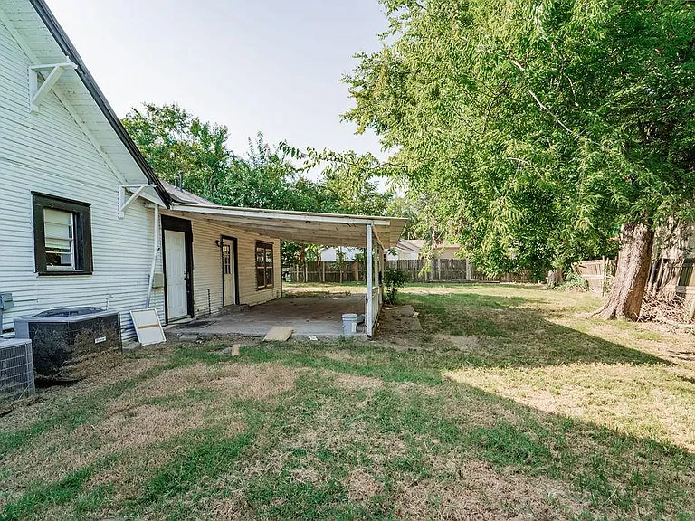 720 Main St — Photo 20