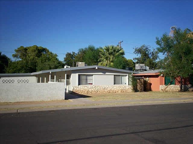 1st image of 940 W Monterosa St