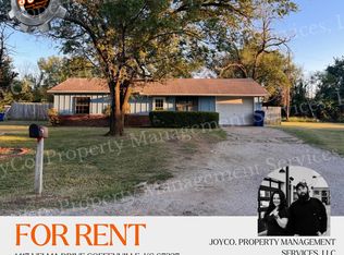 1417 Velma Dr, Coffeyville, KS 67337