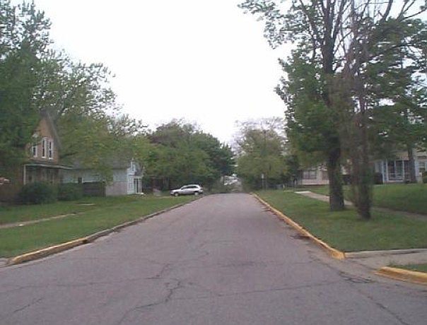 2nd image of 220 Walker St