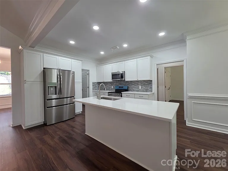 595 Foxwood Dr SE — Photo 6