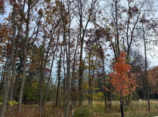 1025 PARK WAY #Lt5, Delafield, WI 53018