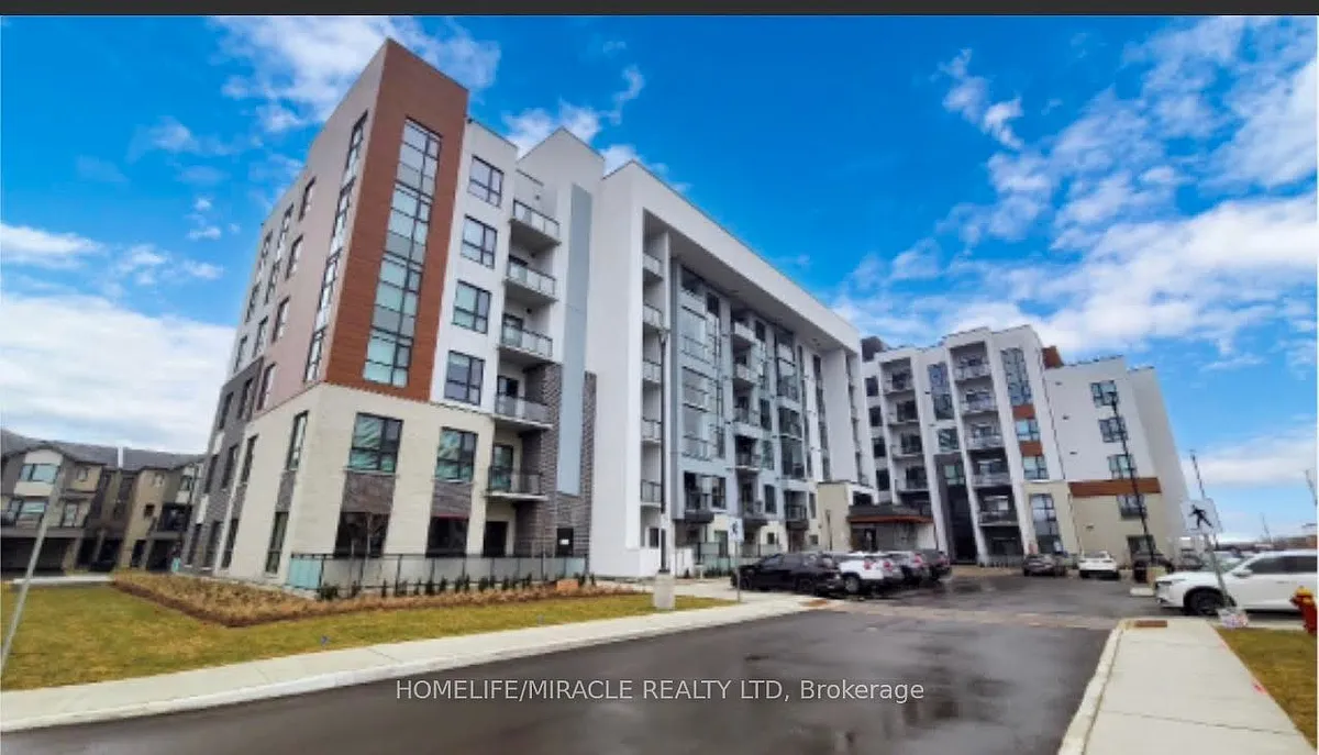 Photo 1 of 3 - 470 Gordon Krantz Ave #116 - Milton, ON Primary Photo - 470 Gordon Krantz Ave #116