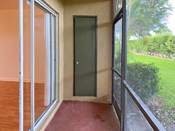 4th image of 749 NW 103rd Terrace #102