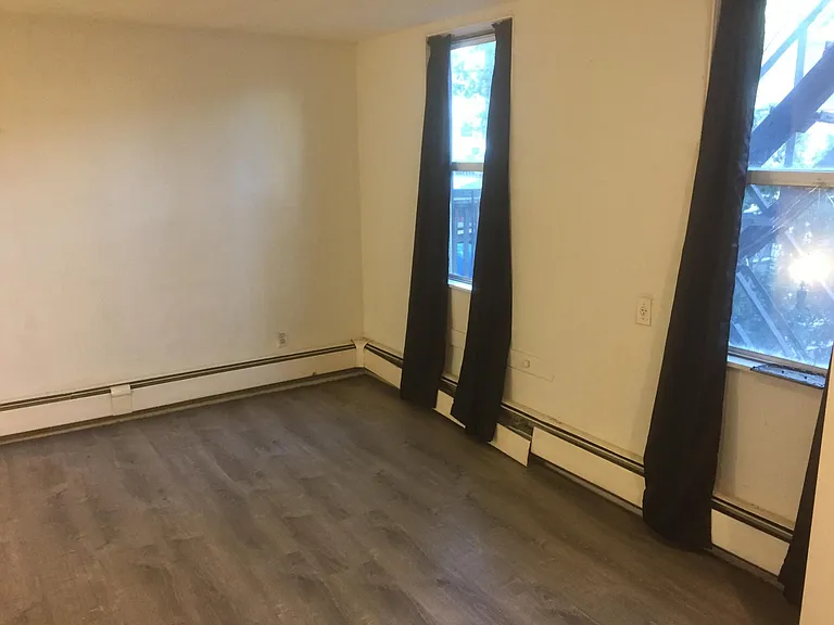 2 Everett Pl #1 — Photo 10