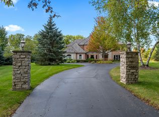 4580 Pamela Ct, Long Grove, IL 60047