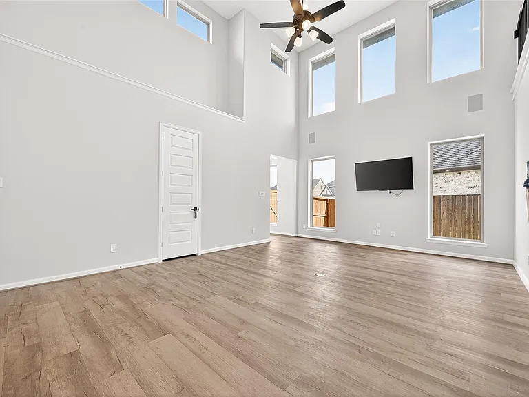 7438 Denali Dr — Photo 10