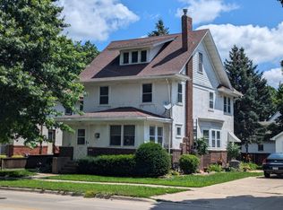 708 4th St NW, Austin, MN 55912