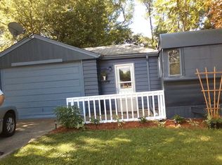 2123 Windsor Rd, Loves Park, IL 61111