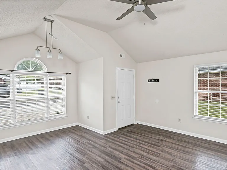 3339 Augusta Hwy — Photo 6