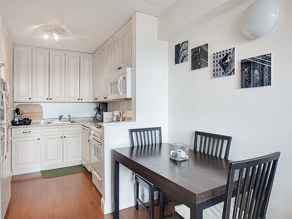 5th image of 300 Cathedral Pkwy APT 8D