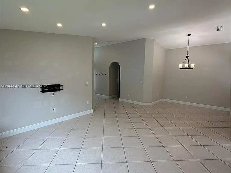 14525 NW 88th Ave — Photo 7