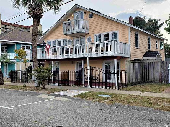 2nd image of 405 17th Ave S