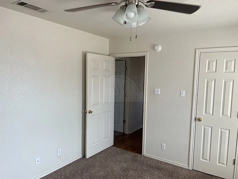 913 McDaniel Circle, Killeen — Photo 12