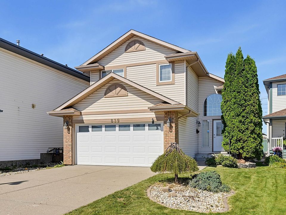 1st image of 839 Blacklock Way SW