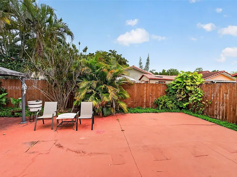 5274 SW 145th Ave — Photo 52
