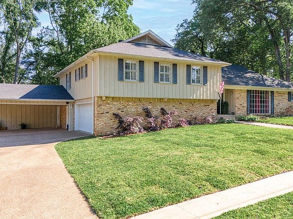 5th image of 2723 Williamsburg Dr