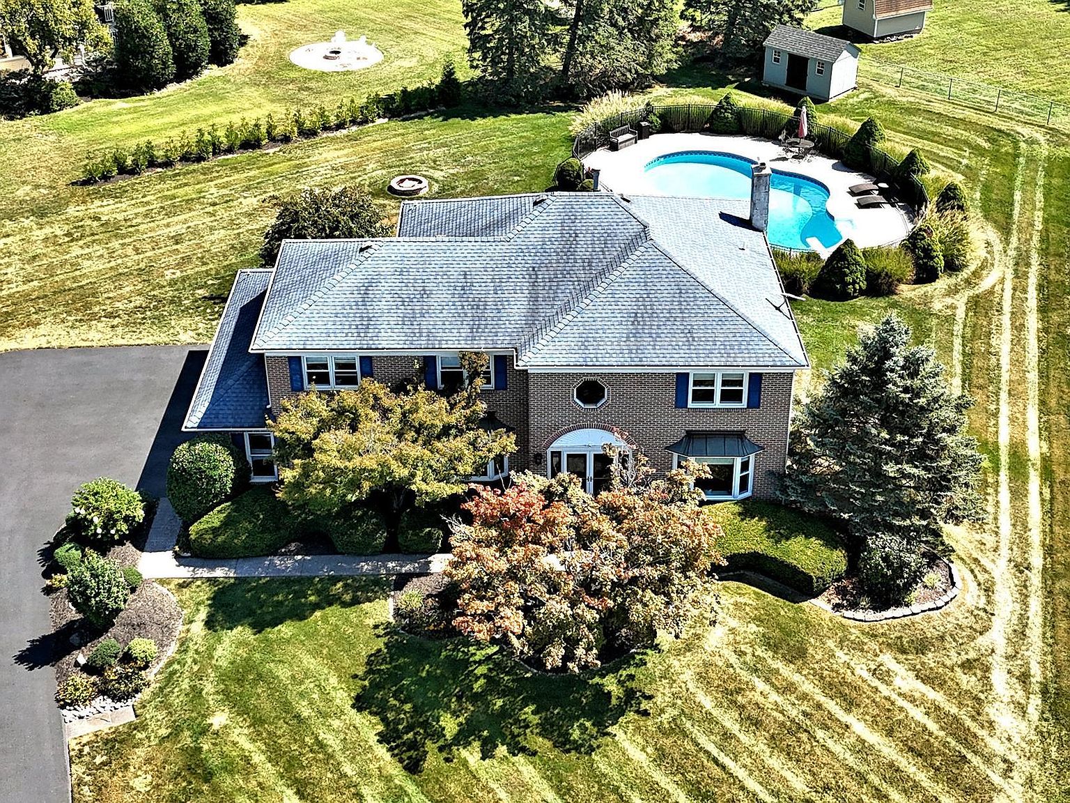 1963 Blue Fox Dr, Lansdale, PA 19446 | Zillow