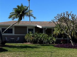 12200 4th St E, Treasure Island, FL 33706