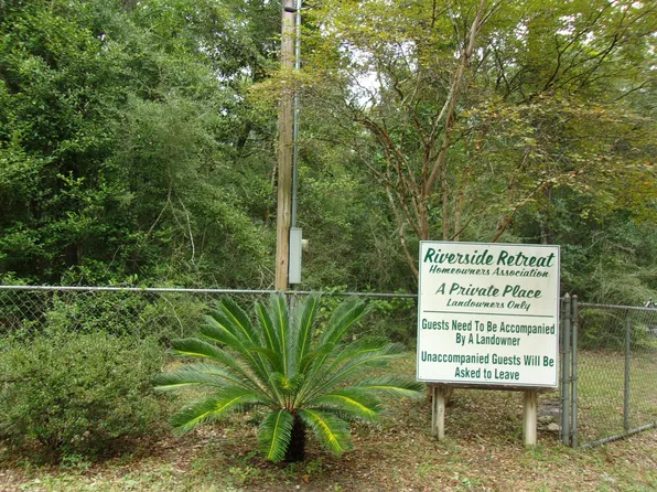5001 Al Gillman Rd, Baker, FL 32531