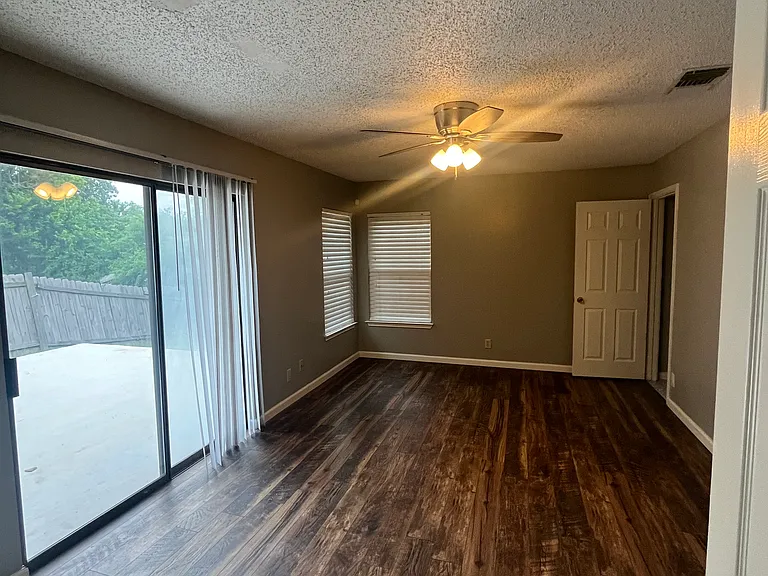 7986 Wayside Trl — Photo 18