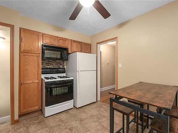 5th image of 4285 W 223rd St