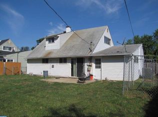 42 Violet Rd, Levittown, PA 19057
