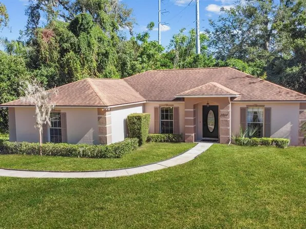 1214 Hilltop Dr, Mount Dora, FL 32757