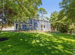 32 Hering Rd, Montvale, NJ 07645