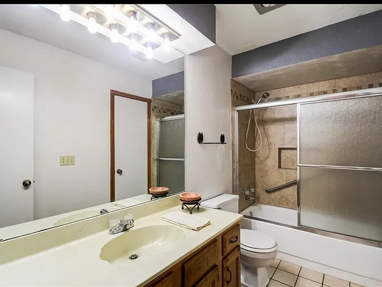 533 NW 137th St #533 — Photo 4